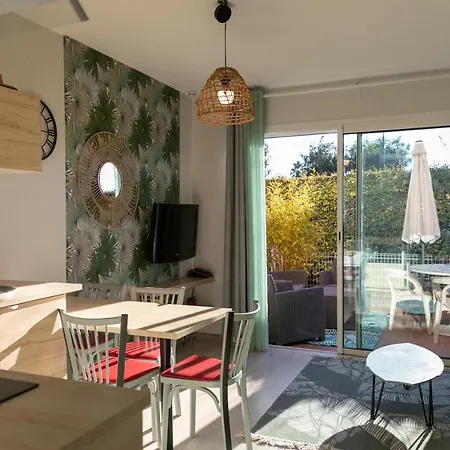 A 500 M Bord De Giens Lägenhet Hyères