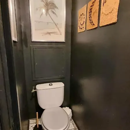 A 500 M Bord De Giens *