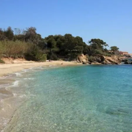 A 500 M Bord De Giens * Hyères