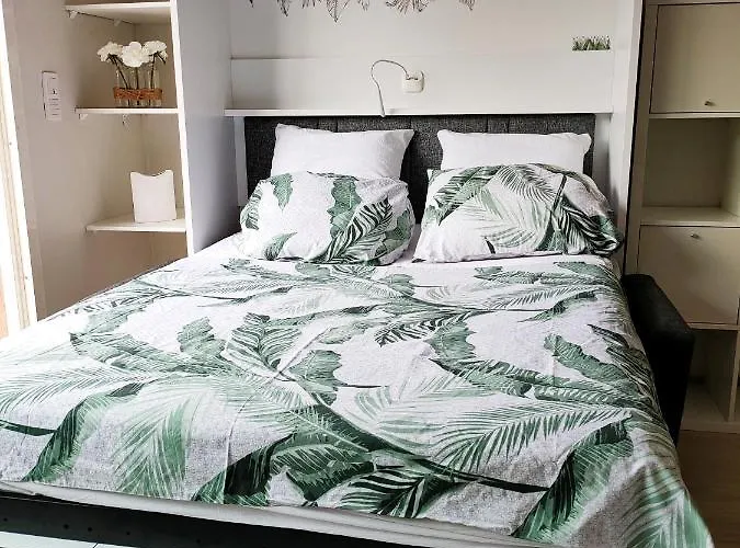 A 500 M Bord De Giens Apartamento *